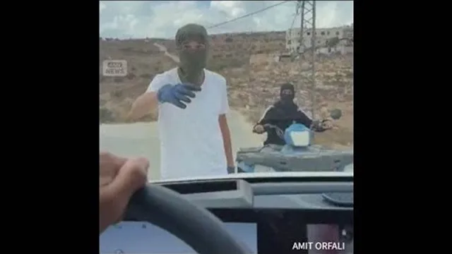 ヨルダン川西岸　外交官ら襲撃でイスラエル人10人逮捕　警察が複数の車両押収(2026年10月19日)