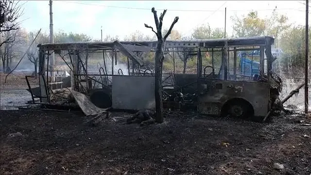 ウクライナで路線バス攻撃30人死亡　ゼレンスキー氏「黙って見過ごすわけにいかない」(2026年10月9日)