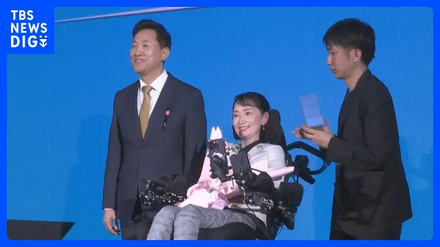 世界最高峰デザイン賞・難病の車いす日本人女性が最優秀賞「ソウルデザインアワード」 段差ないお店の情報をシェアできるマップアプリを開発｜TBS NEWS DIG